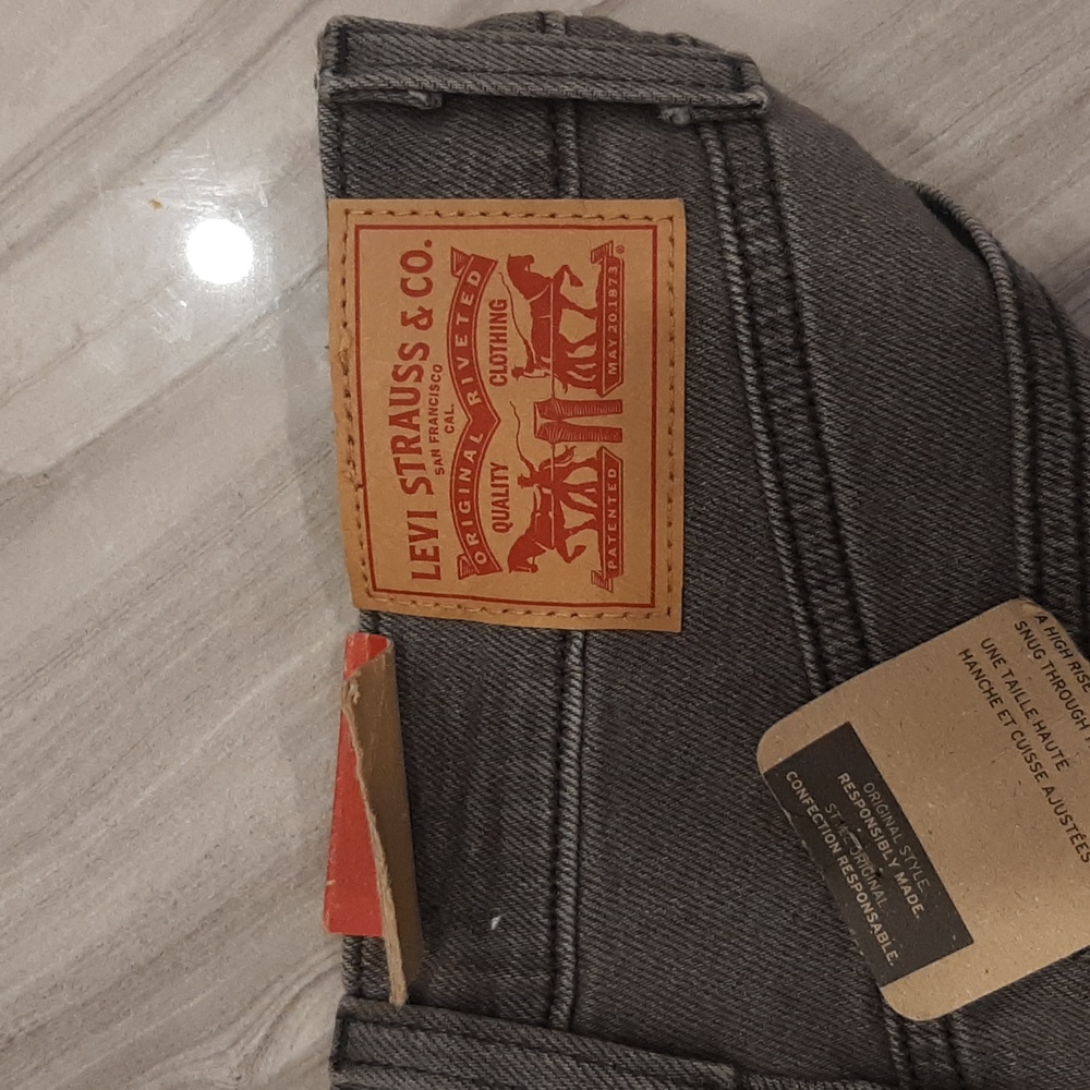 Levis jeans